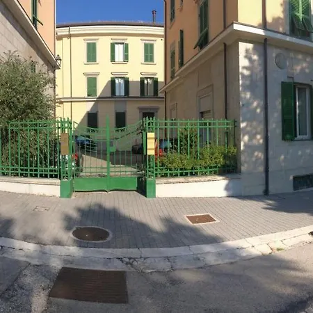 A Casa Di Noemi Bed & Breakfast *